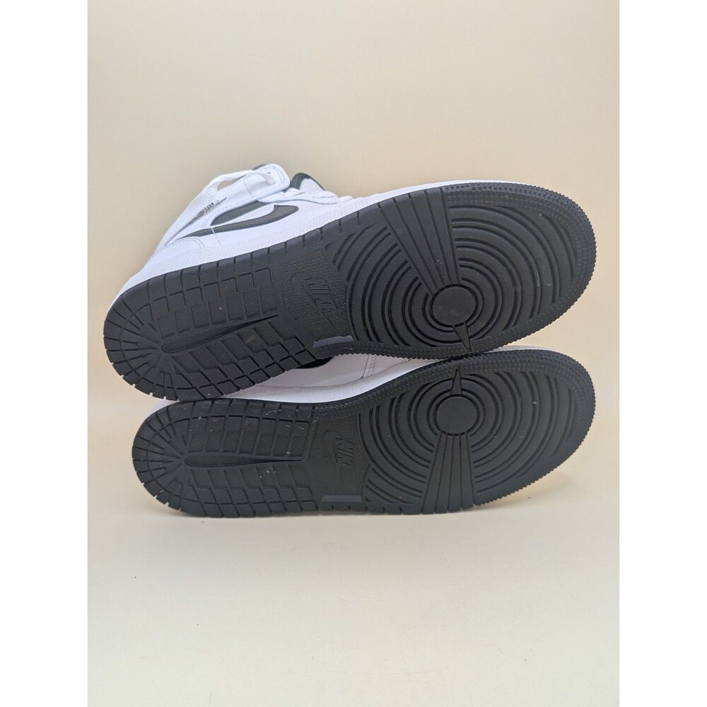 Nike Air Jordan 1 Mid GS Reverse Panda White Black DQ8423-132 Size 6Y Women 7.5 - Picture 11 of 14